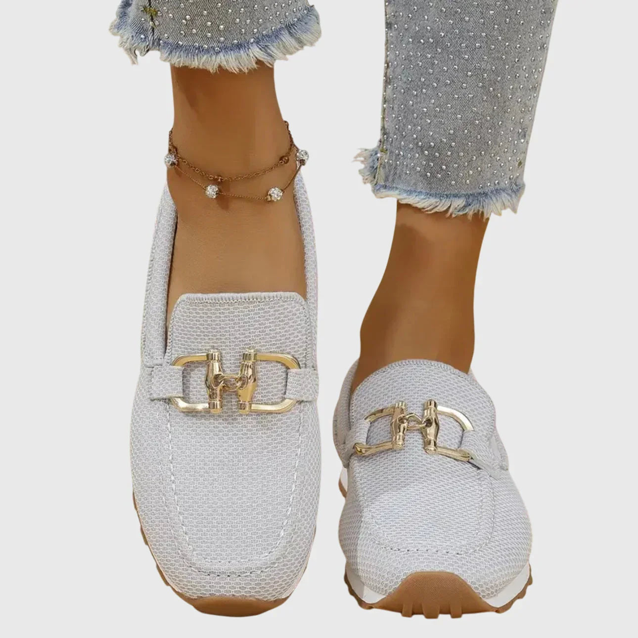 White / 3