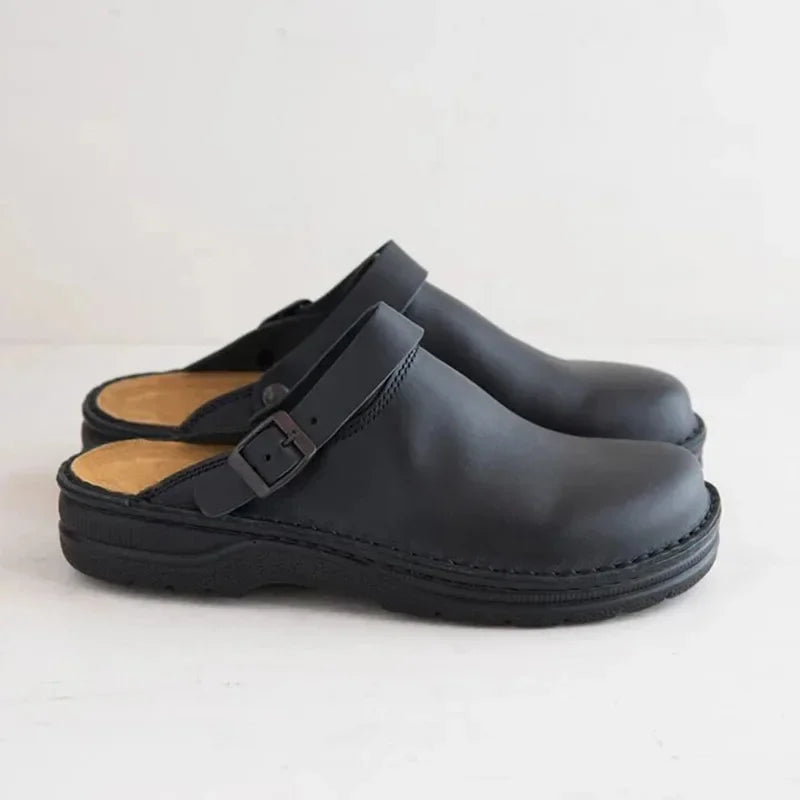 Black / 5.5