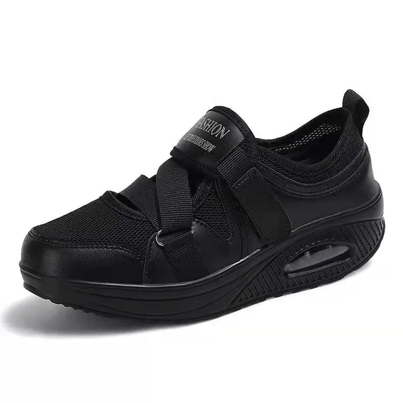 Black / 4