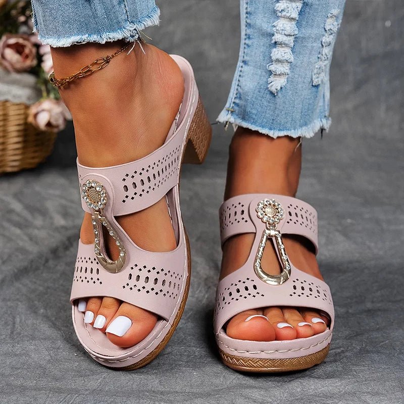 Laura – Chic Orthopedic Sandals
